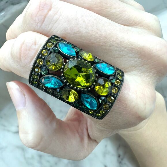 Green & Blue Glass Rhinestone Statement Ring Brass Tone Gallery Adjustable Sz 8 - Picture 3 of 4